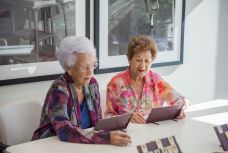 Arcare_Aged_Care_Glenhaven_playing scrabble 01